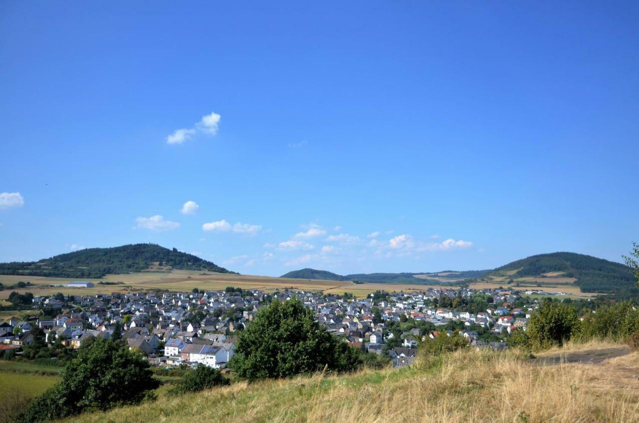 Gaestehaus Am Hochsimmer Ettringen  Exteriér fotografie