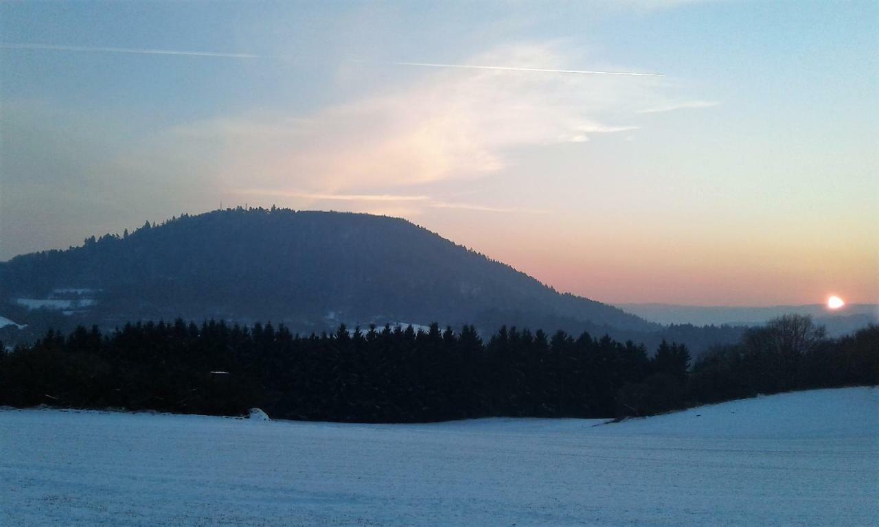 Gaestehaus Am Hochsimmer Ettringen  Exteriér fotografie